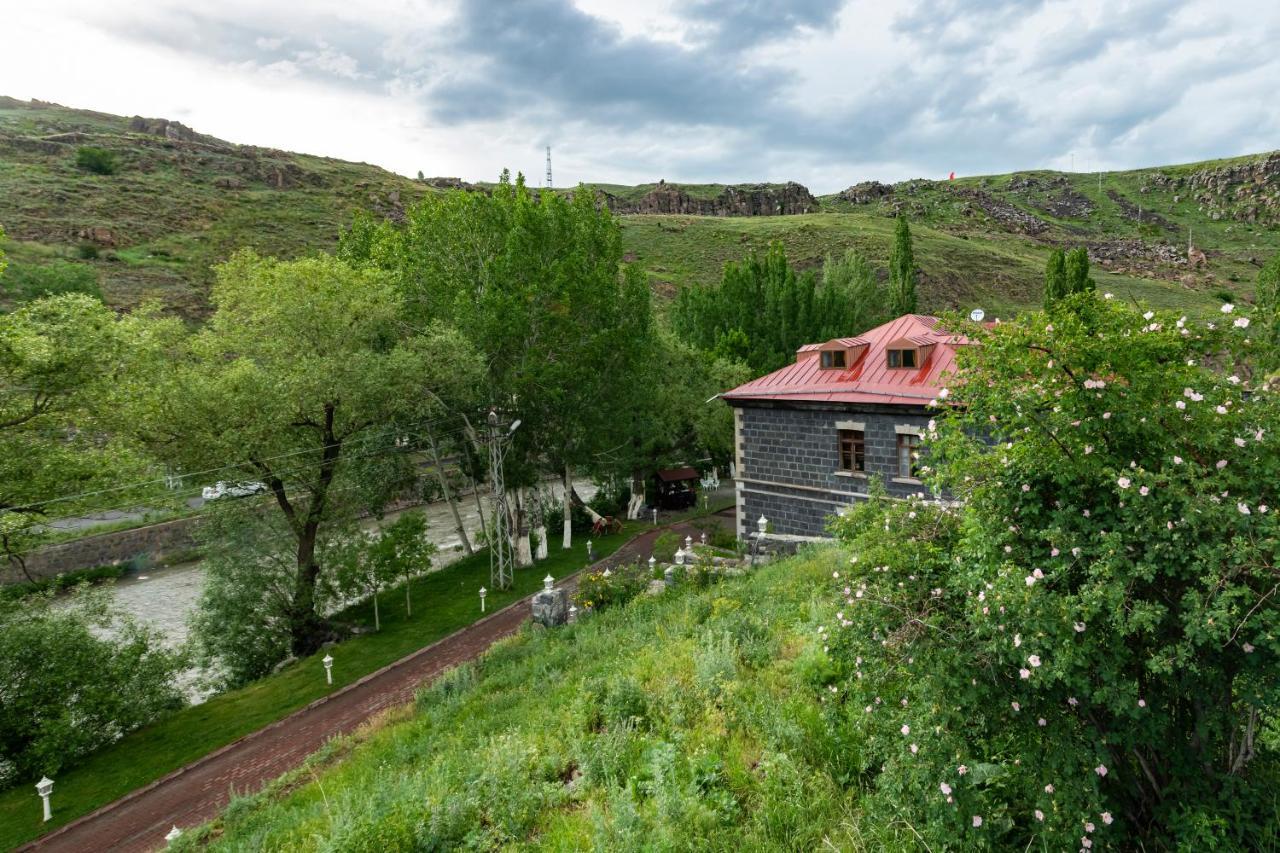 Hotel Katerina Sarayi 1877 Kars Exterior photo