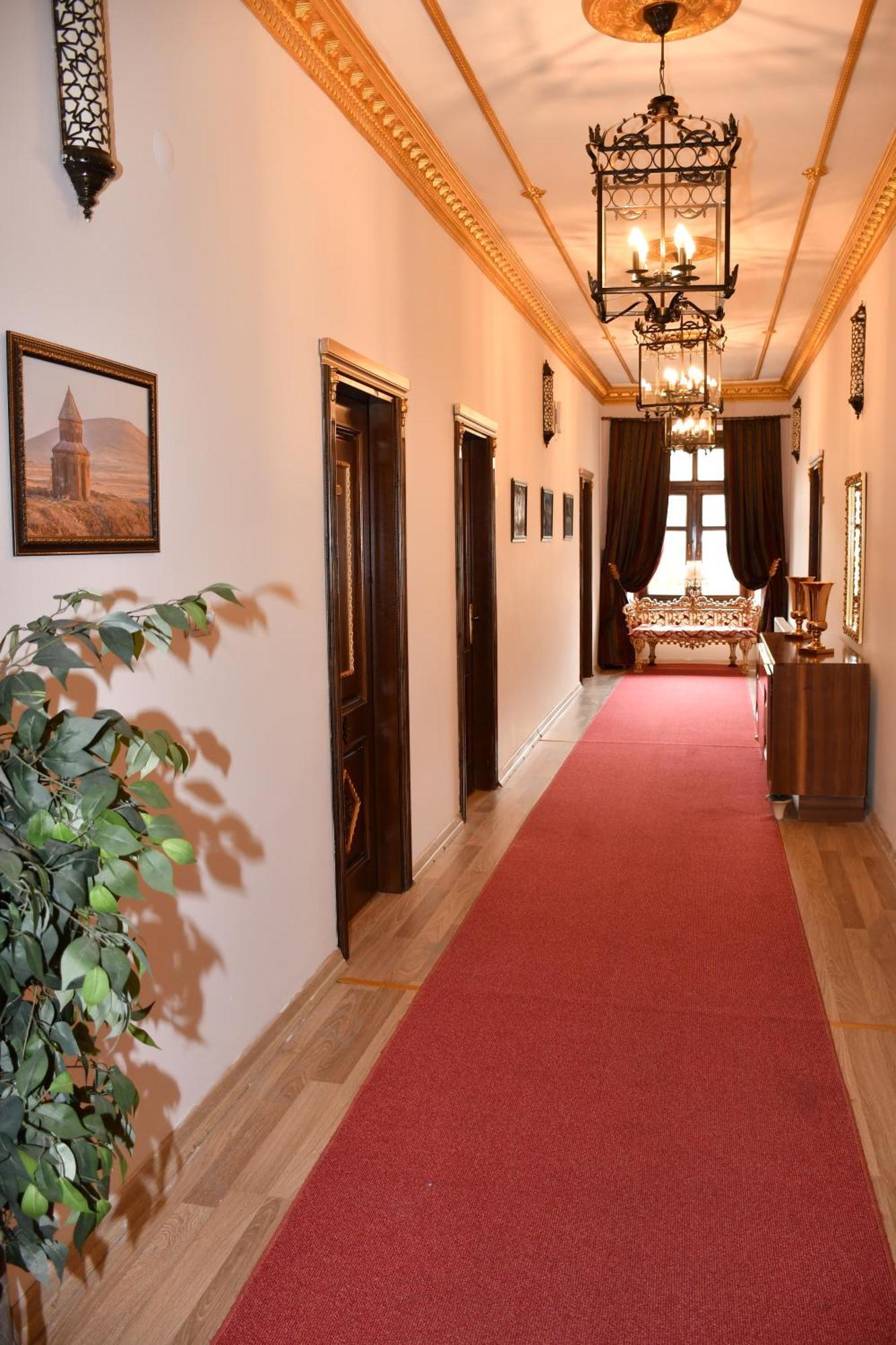 Katerina Palace 1877 Kars Exterior photo